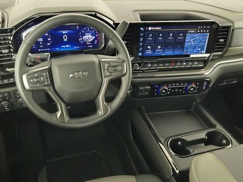 New 2026 Chevrolet Silverado 2500 ZR2 AWD/4WD image 29
