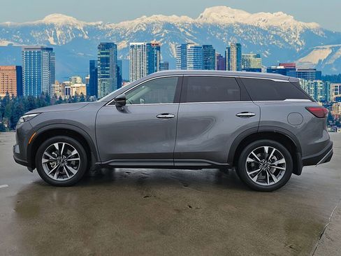 Certified 2024 INFINITI QX60 Luxe w/ Cargo Package image 4
