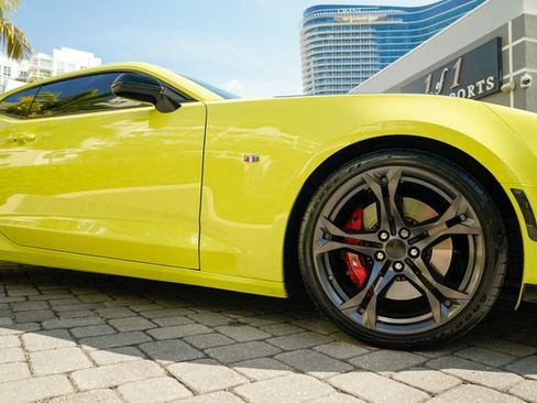 Used 2019 Chevrolet Camaro SS image 36