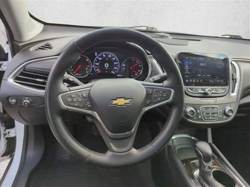 Used 2023 Chevrolet Malibu LT FWD image 26