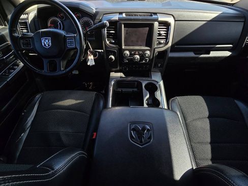 Used 2018 RAM 2500 Big Horn w/ Sport Appearance Group AWD/4WD image 15