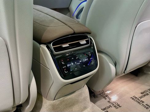 Certified 2023 Mercedes-Benz EQS 580 4MATIC Sedan image 26
