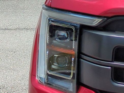 Used 2021 Ford F150 Lariat w/ Equipment Group 502A High AWD/4WD image 10