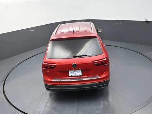 Used 2023 Volkswagen Tiguan SE FWD image 18