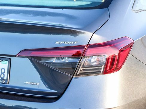 Used 2025 Honda Civic Sport image 10