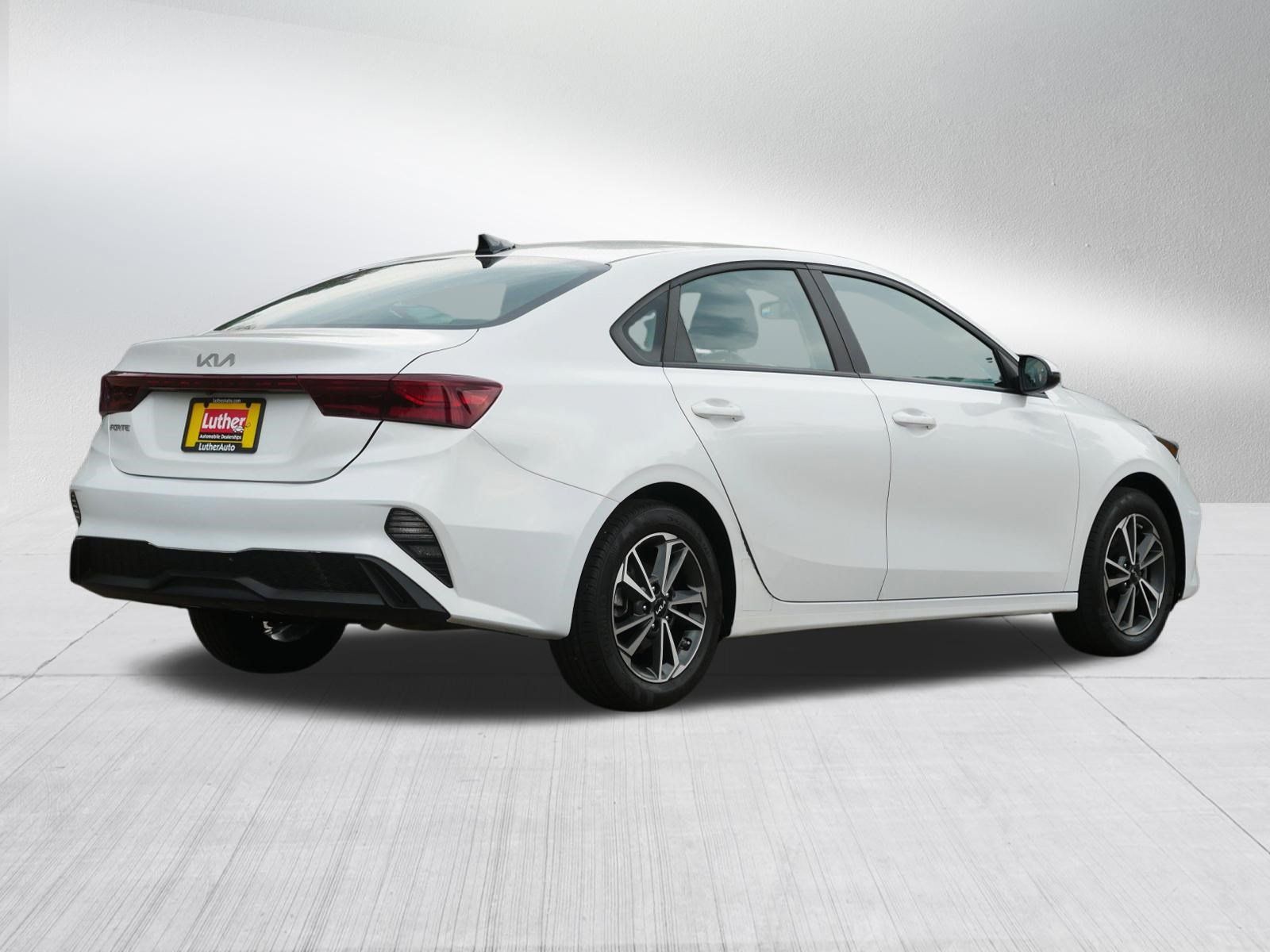 Certified 2023 Kia Forte LXS w/ LXS Technology Package FWD image 7