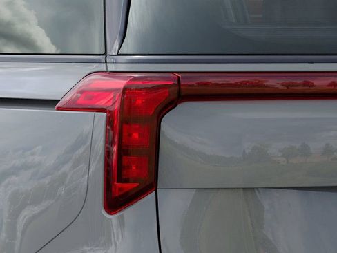 New 2026 Kia Carnival SX FWD image 11