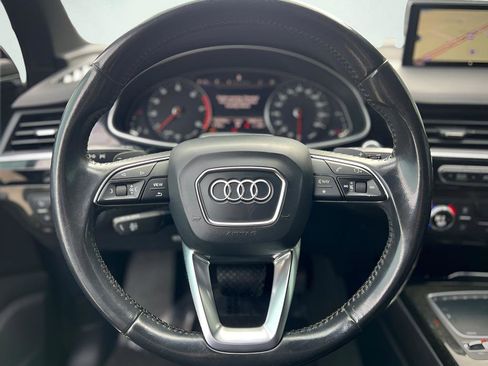 Used 2017 Audi Q7 3.0T Premium image 38