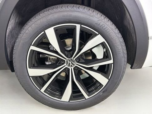 New 2026 Volkswagen Atlas SEL Premium R-Line AWD/4WD image 35