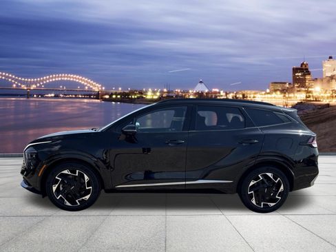Used 2024 Kia Sportage SX FWD image 2