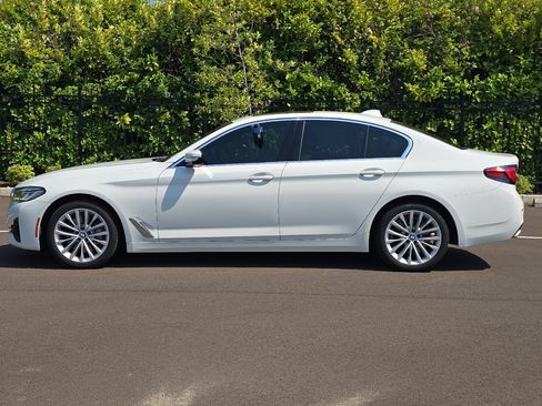 Used 2021 BMW 530i xDrive w/ Convenience Package AWD/4WD image 7