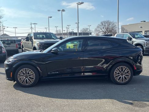 Used 2024 Ford Mustang Mach-E Premium image 6