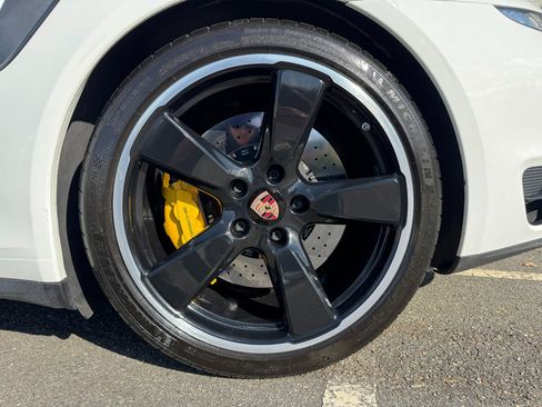 Used 2014 Porsche 911 Turbo S image 59