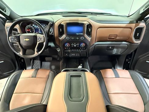 Certified 2022 Chevrolet Silverado 1500 High Country w/ Z71 Off-Road Package AWD/4WD image 18
