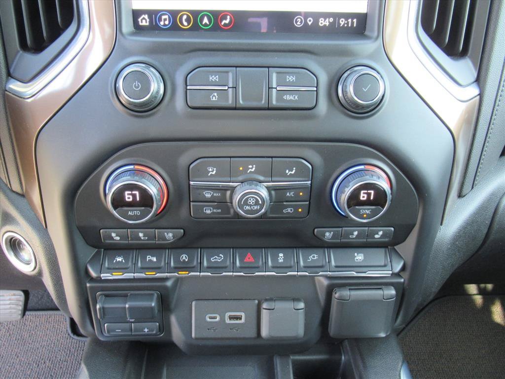 Used 2021 Chevrolet Silverado 1500 High Country w/ Technology Package AWD/4WD image 25