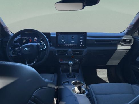 Used 2024 Ford Mustang Coupe image 9