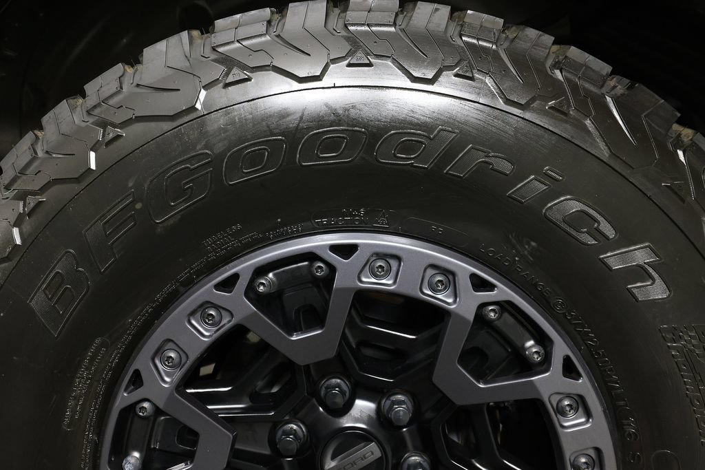 Used 2025 Ford F150 Raptor w/ Equipment Group 803A Raptor R AWD/4WD image 42