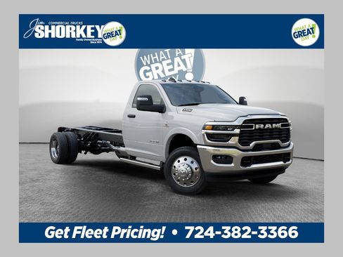 New 2026 RAM 5500 4x4 Regular Cab image 1