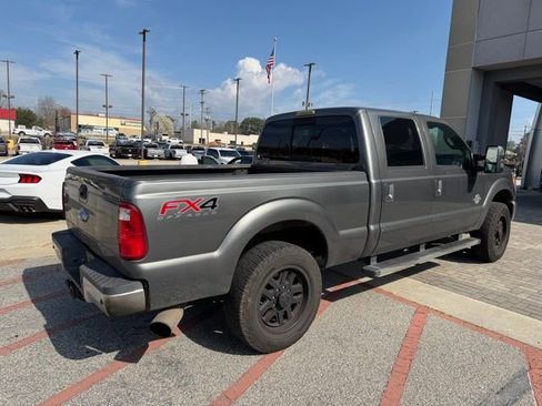 Used 2013 Ford F250 Lariat w/ Lariat Ultimate Pkg image 4