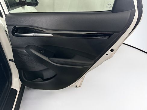 Used 2025 Kia Seltos S image 30