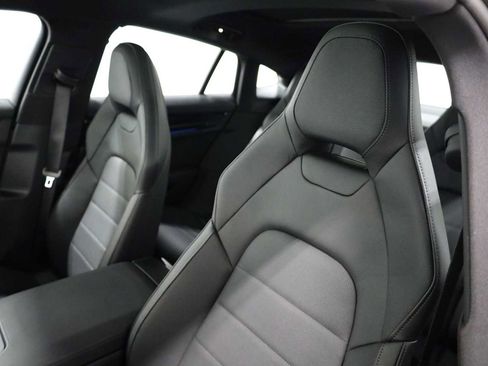 New 2026 Porsche Panamera RWD image 19