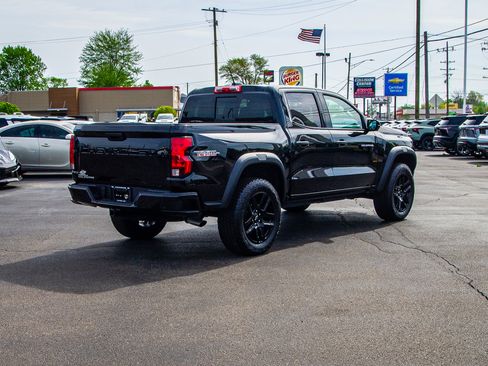 Used 2024 Chevrolet Colorado Trail Boss w/ Technology Package image 7