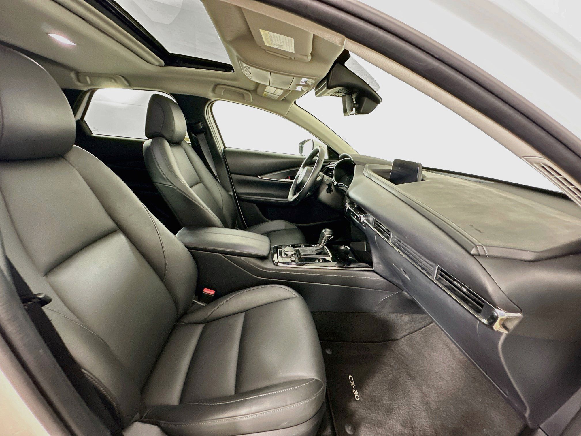 Used 2025 MAZDA CX-30 AWD 2.5 S w/ Preferred Package image 32