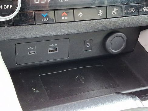 Used 2022 Mitsubishi Outlander SEL image 31