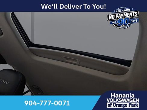 Used 2024 Chevrolet Trax ACTIV w/ Sunroof Package FWD image 20