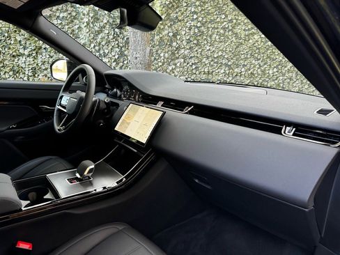 New 2026 Land Rover Range Rover Evoque S image 24