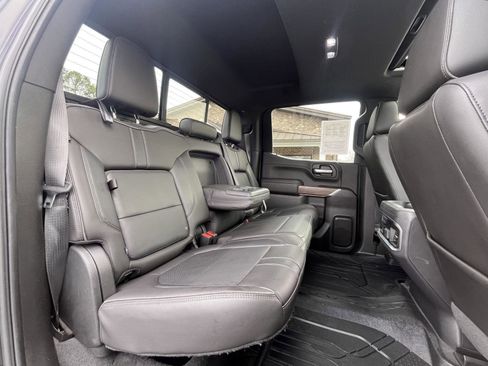 Used 2019 Chevrolet Silverado 1500 High Country w/ Trailer Camera Package AWD/4WD image 17