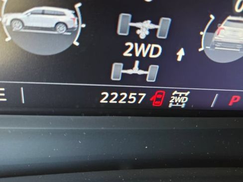 Used 2023 Cadillac XT6 Sport AWD/4WD image 31