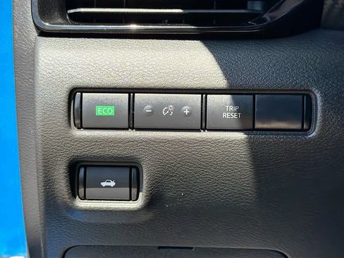Used 2024 Nissan Sentra SR FWD image 10