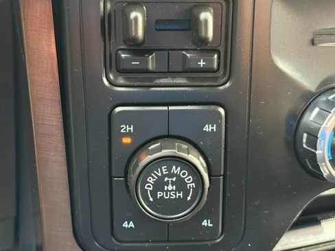 Used 2024 Ford F150 King Ranch w/ FX4 Off-Road Package AWD/4WD image 16