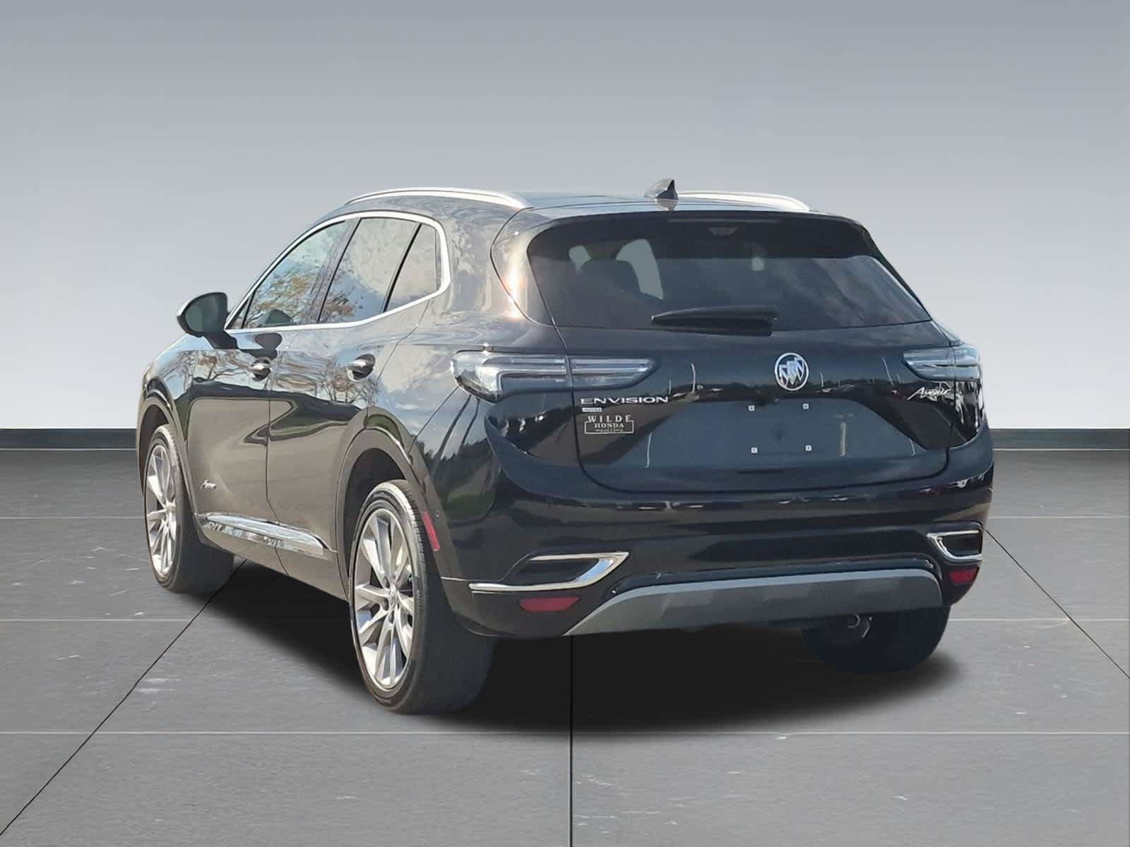 Used 2023 Buick Envision Avenir AWD/4WD image 4