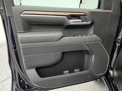 Used 2025 GMC Sierra 1500 Elevation image 10