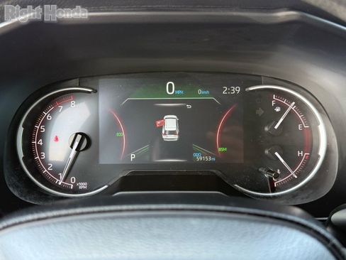 Used 2024 Toyota RAV4 XLE image 17