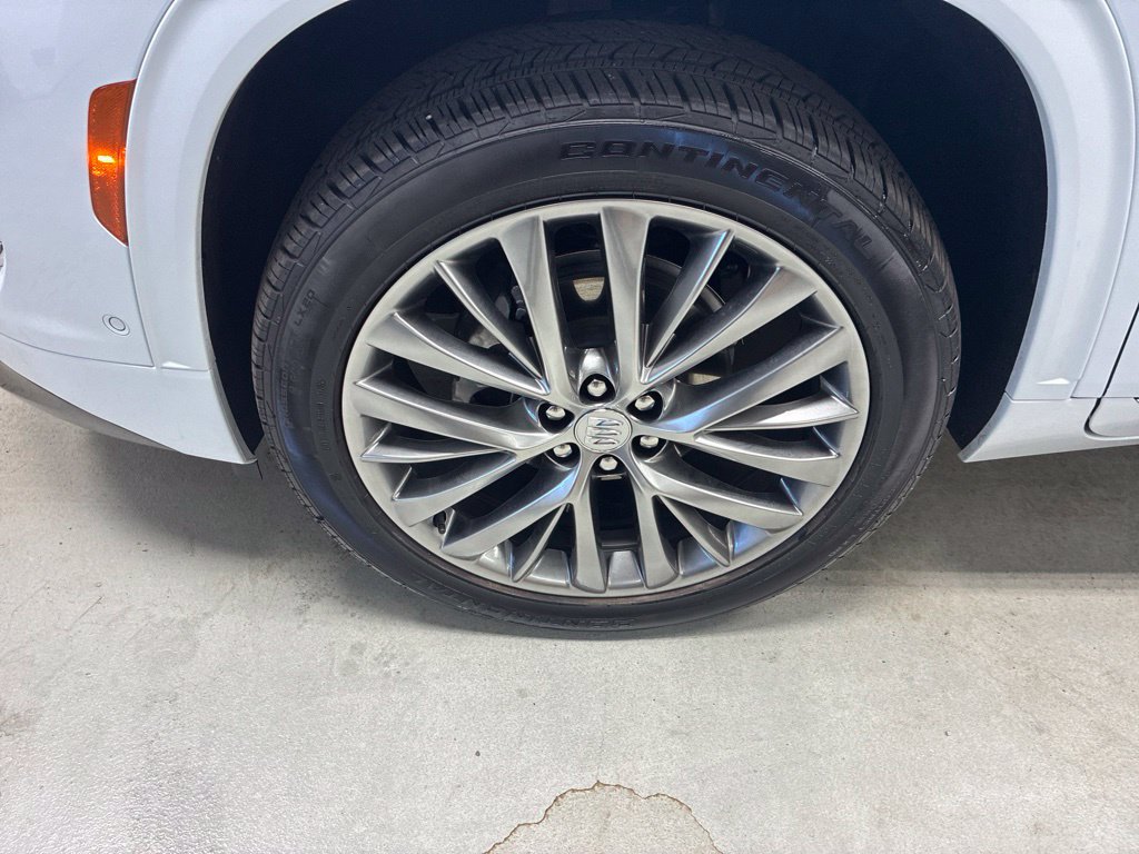 Used 2026 Buick Enclave Avenir w/ Super Cruise Package AWD/4WD image 42