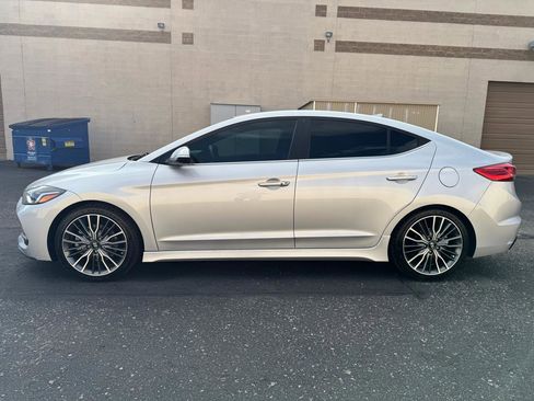 Used 2018 Hyundai Elantra Sport image 4