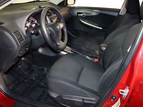 Used 2012 Toyota Corolla S image 12