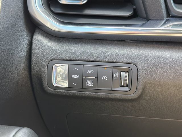 Used 2025 GMC Terrain Elevation AWD/4WD image 19