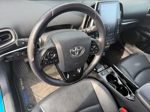 Used 2020 Toyota Prius Prime Limited image 8