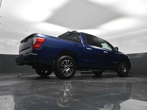Used 2021 Nissan Titan SV w/ Accessory Utility Package AWD/4WD image 34