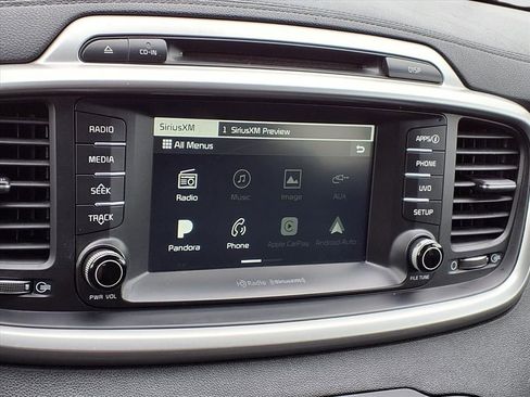 Used 2018 Kia Sorento LX image 10