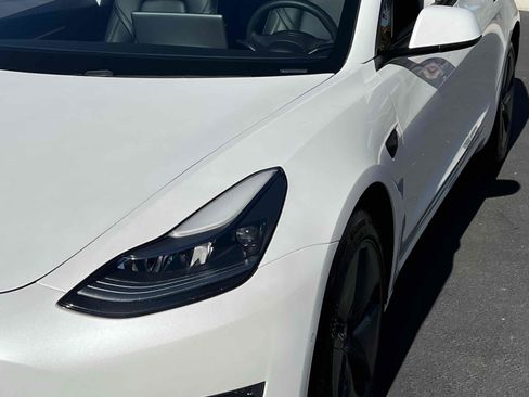 Used 2021 Tesla Model 3 Standard Range Plus image 50