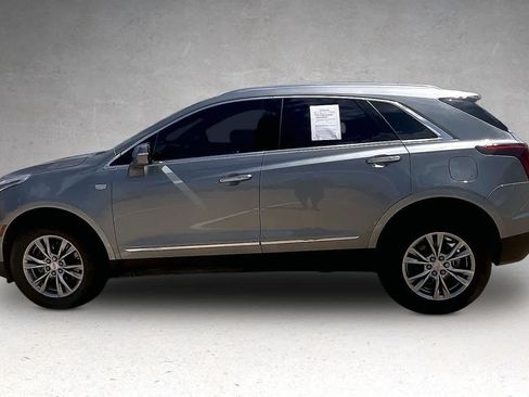 Used 2023 Cadillac XT5 Premium Luxury FWD image 3