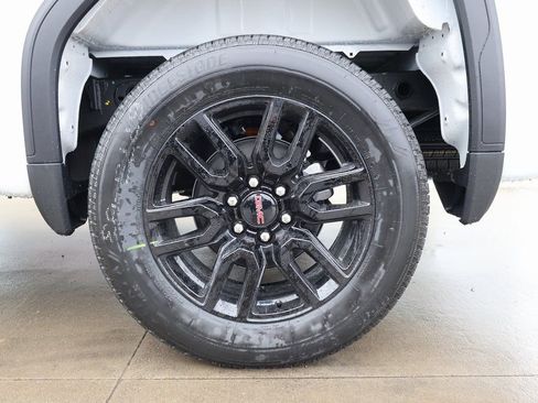 New 2026 GMC Sierra 1500 Elevation w/ LPO, Elevation Black Package image 43