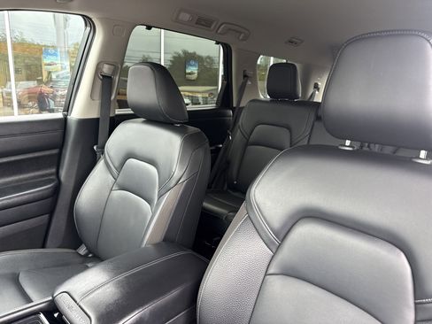 Used 2022 Nissan Pathfinder SL image 17