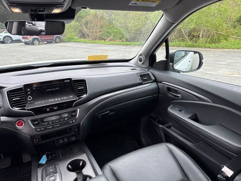 Used 2025 Honda Ridgeline RTL image 33