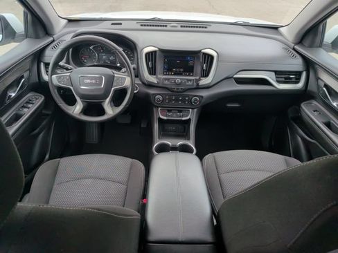 Used 2024 GMC Terrain SLE AWD/4WD image 26